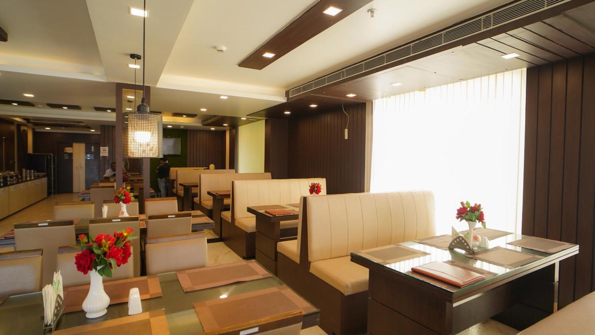 Hotel Mayuri !! Couple Friendly Family Hotel !! Дигха Екстериор снимка